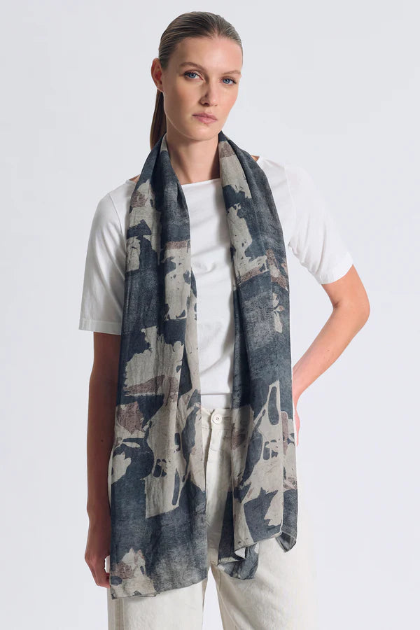 SCADTRCS285 Printed viscose georgette scarf