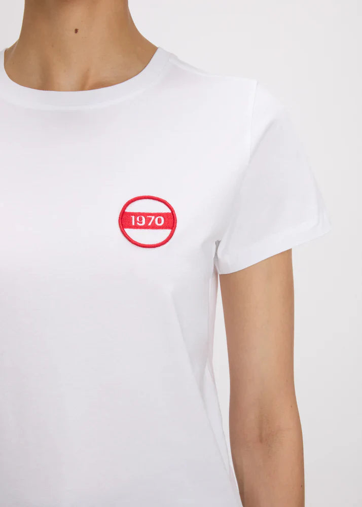 Bella freud 1970 badge classic t-shirt - white & red