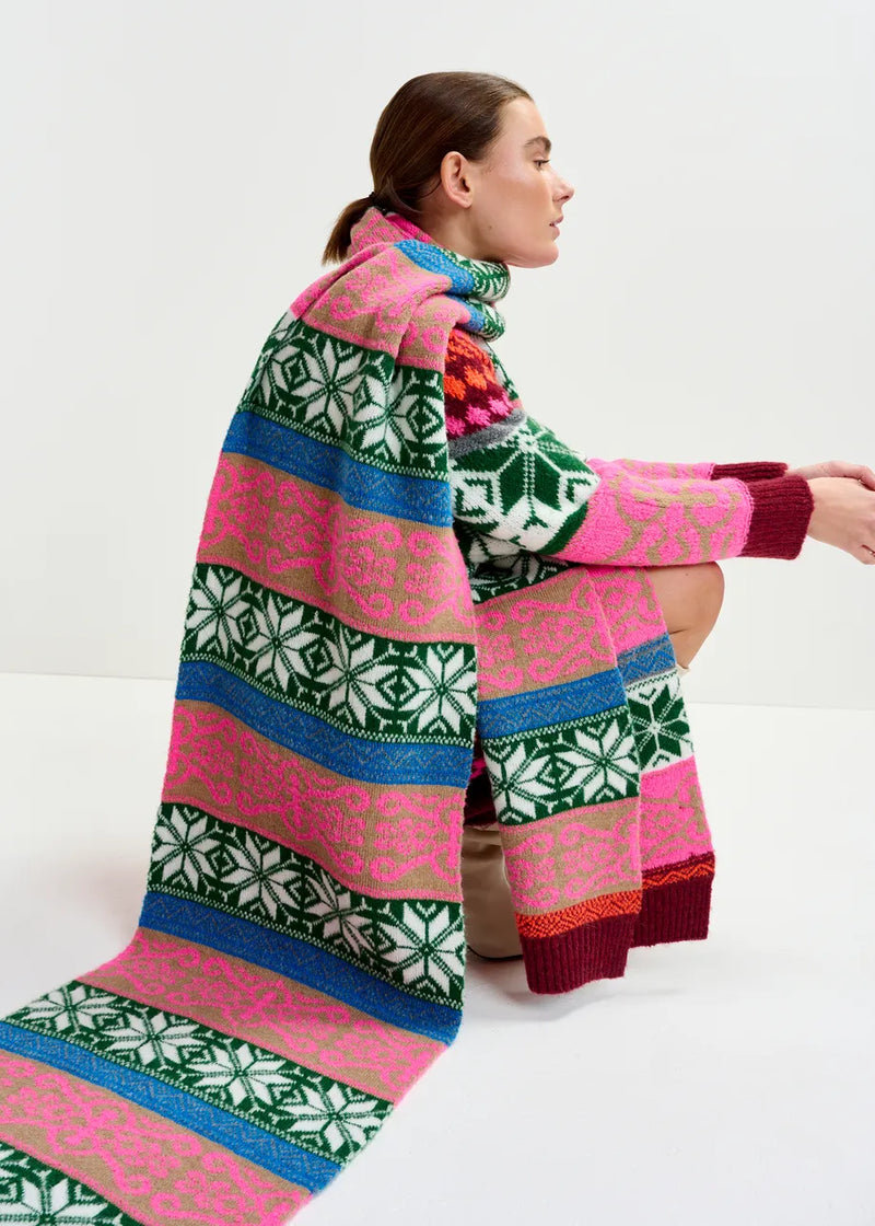Essentiel antwerp icharpe jacquard knit scarf with ribbed