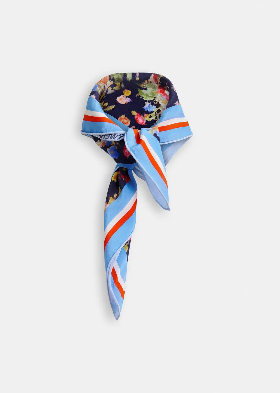 Essentiel antwerp jungle square silk scarf with multicolour