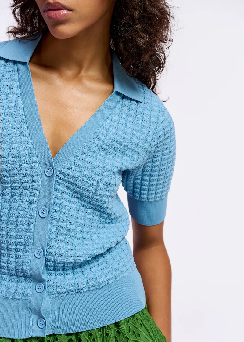 Fabio knitted v-neck polo top - middle blue Tops ESSENTIEL