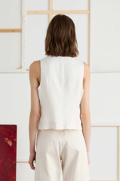 Garment-dyed linen blend waistcoat - white sand waistcoat