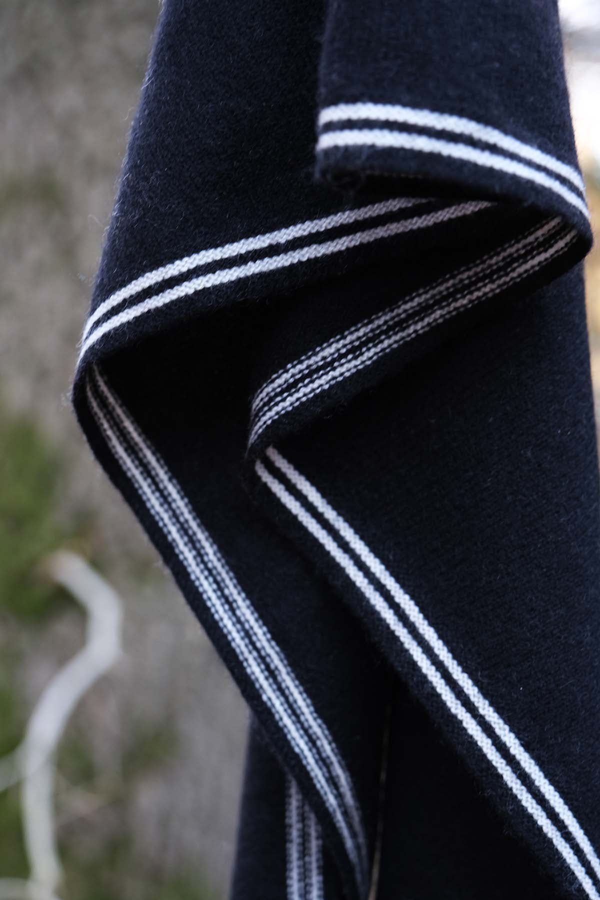 Oats & rice bronte spindle-shaped knitted cashmere scarf