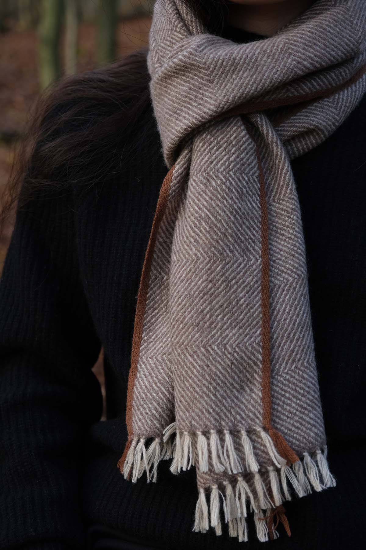 Oats & rice wanderer cashmere scarf - cedar brown Scarves