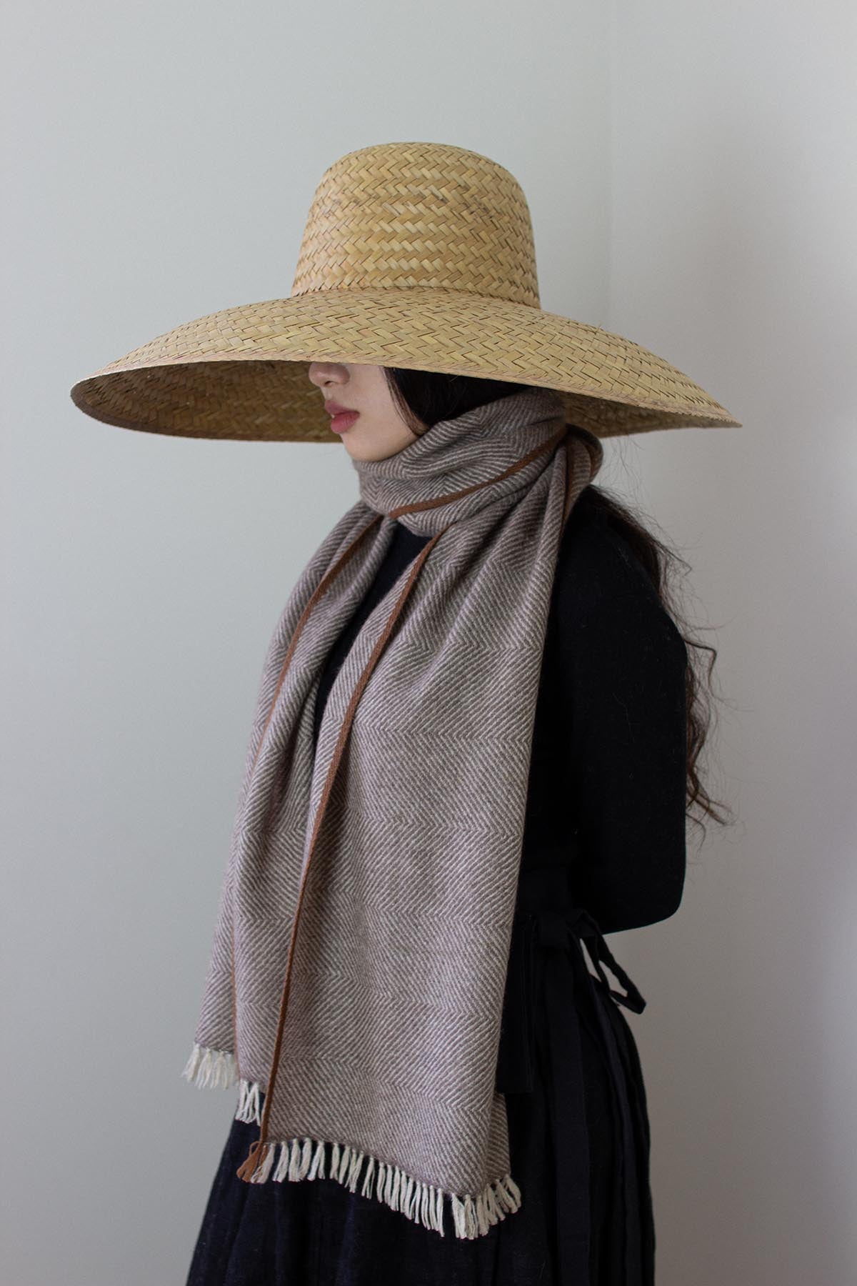 Oats & rice wanderer cashmere scarf - cedar brown Scarves