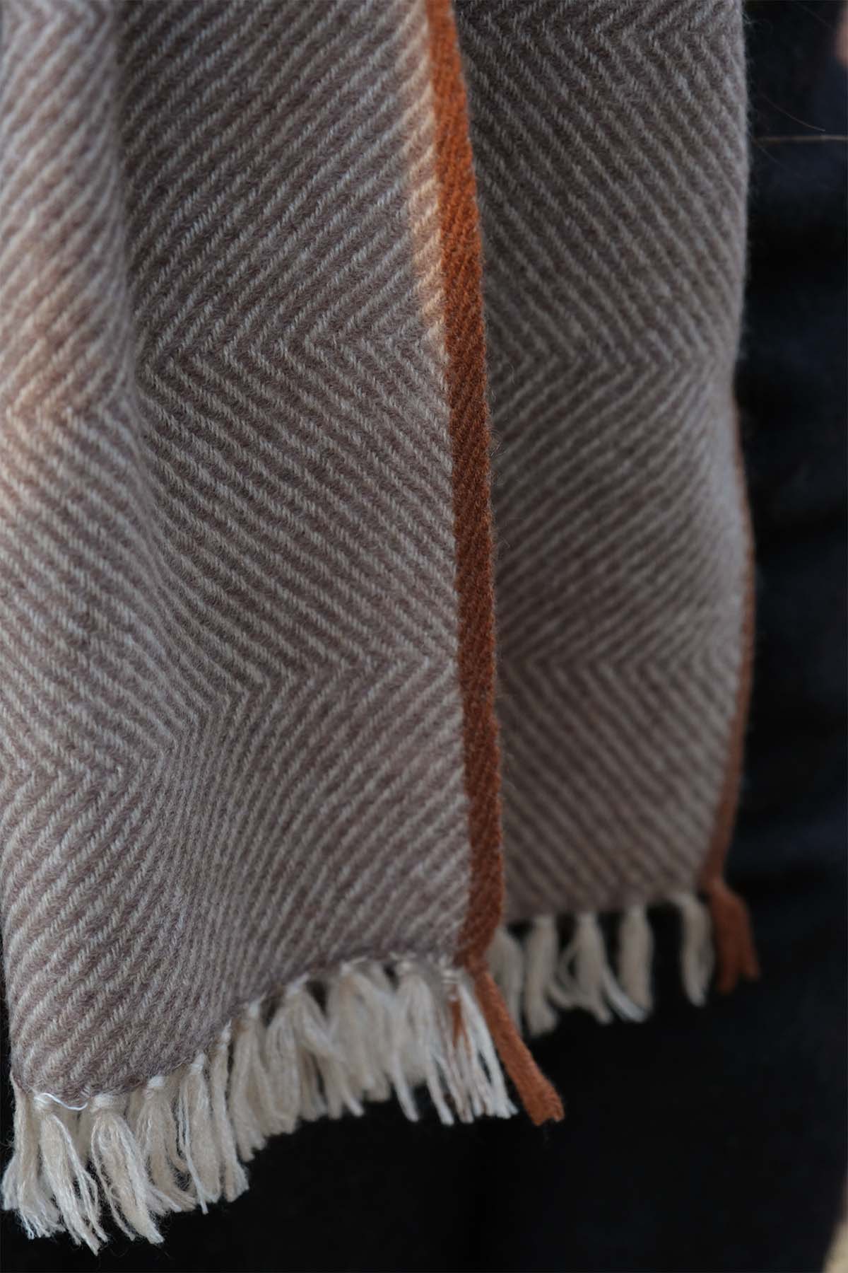 Oats & rice wanderer cashmere scarf - cedar brown Scarves