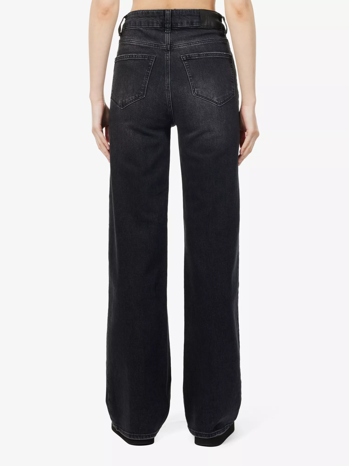 Sasha 32’ - viper black distressed Denim Jeans PAIGE